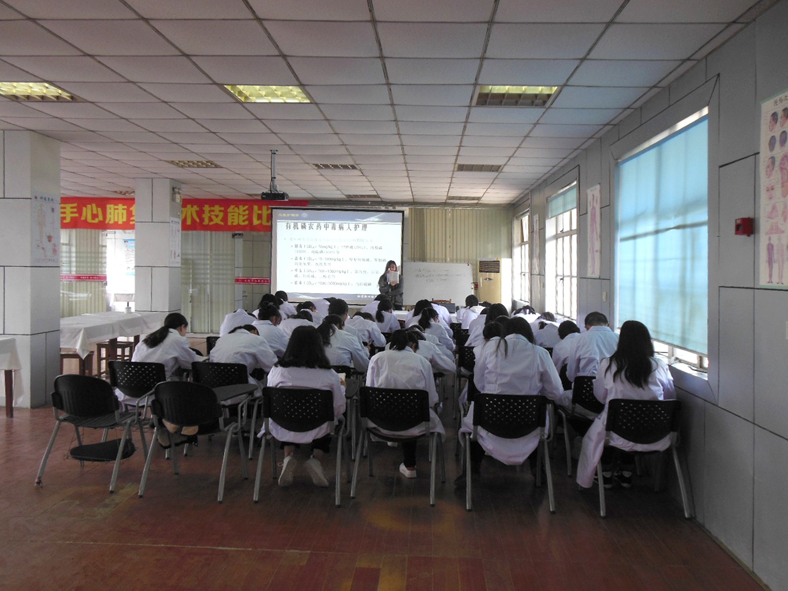 8bd70eaf58557e65ef0de50f9570be06.jpg
